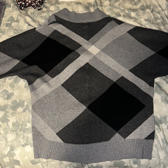 Cool grey cardigan - Picture 2 of 2